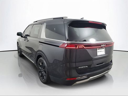 Used 2024 Kia Carnival SX Prestige FWD image 4