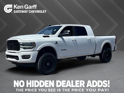 Used 2022 RAM 2500 Laramie AWD/4WD image 1