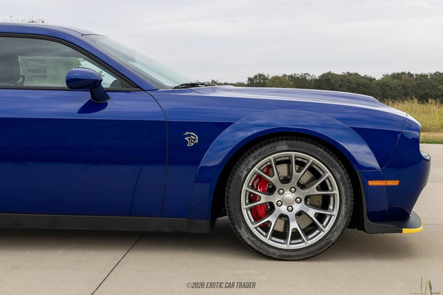 Used 2022 Dodge Challenger SRT Hellcat RWD image 11