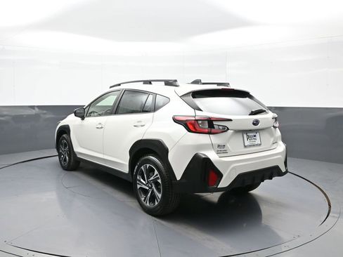 Used 2024 Subaru Crosstrek 2.0i Premium AWD/4WD image 8