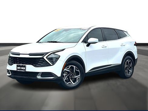 Used 2025 Kia Sportage LX FWD image 1