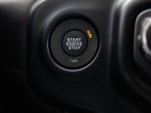 Used 2022 Jeep Wrangler Unlimited Sahara w/ Cold Weather Group image 31