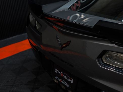 Used 2015 Chevrolet Corvette Z06 w/ Z07 Performance Package RWD image 23