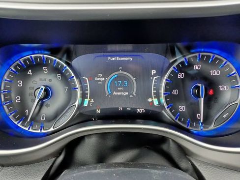 New 2027 Chrysler Pacifica Select AWD/4WD image 12