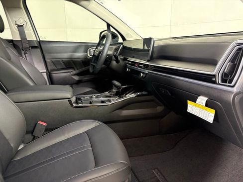 New 2026 Kia Sorento SX image 14