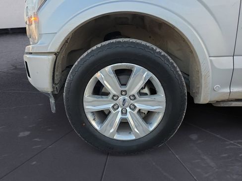 Used 2018 Ford F150 Platinum w/ Equipment Group 701A Luxury image 14