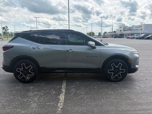 Used 2023 Chevrolet Blazer RS w/ Enhanced Convenience Package FWD image 9