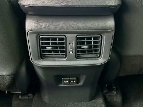 Used 2025 Toyota RAV4 XLE w/ Convenience Package image 25