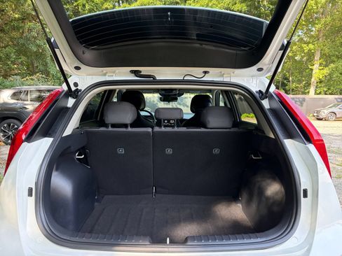 Used 2026 Kia Niro LX FWD image 29