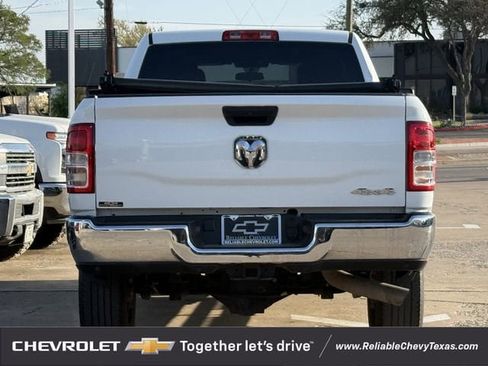 Used 2024 RAM 2500 Tradesman w/ Chrome Appearance Group image 7