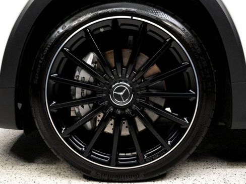 Certified 2026 Mercedes-Benz GLB 35 AMG 4MATIC image 11