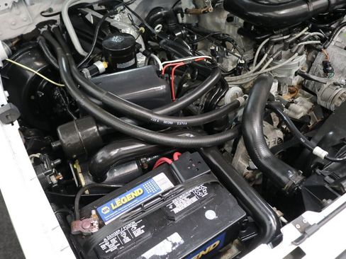 Used 1995 Ford F250 XLT image 34