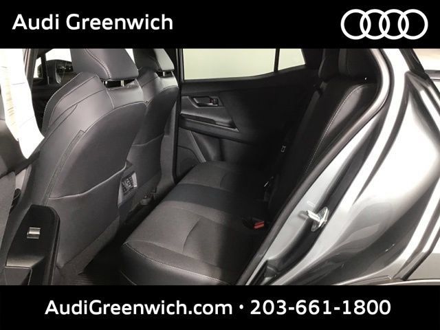 Used 2026 Toyota C-HR AWD/4WD image 19