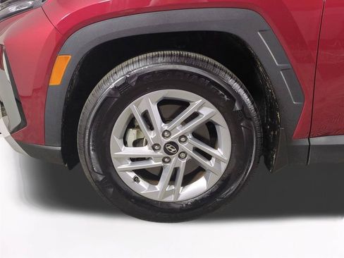 Used 2025 Hyundai Tucson SE FWD image 11
