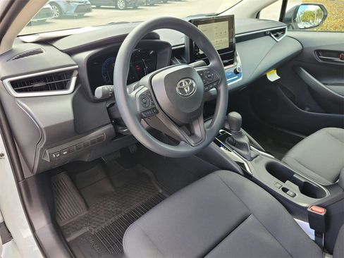 Used 2026 Toyota Corolla LE image 15