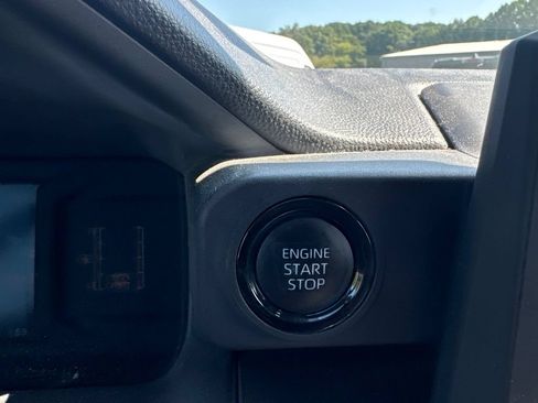 Used 2024 Toyota Tacoma SR5 AWD/4WD image 19