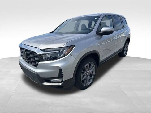 Used 2023 Honda Passport EX-L image 5