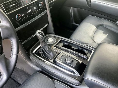 Certified 2024 INFINITI QX80 Luxe image 14