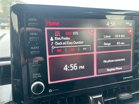 Used 2022 Toyota Corolla LE image 19