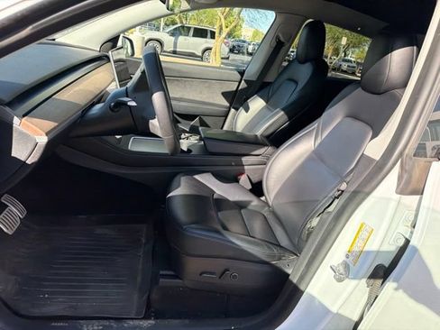 Used 2022 Tesla Model Y Performance AWD/4WD image 5