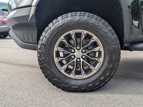 Used 2018 Chevrolet Colorado ZR2 AWD/4WD image 24