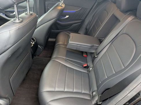 Used 2022 Mercedes-Benz GLC 300 4MATIC image 25