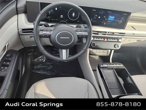 Used 2025 Hyundai Tucson SEL image 10