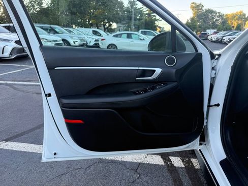 Used 2022 Hyundai Sonata SE FWD image 20