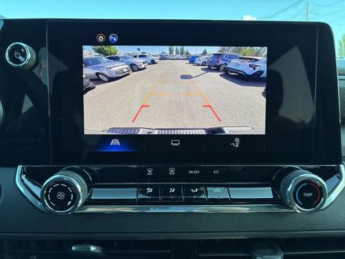 New 2026 Chevrolet Colorado W/T image 18