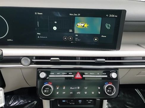 Certified 2025 Hyundai Tucson Limited image 19