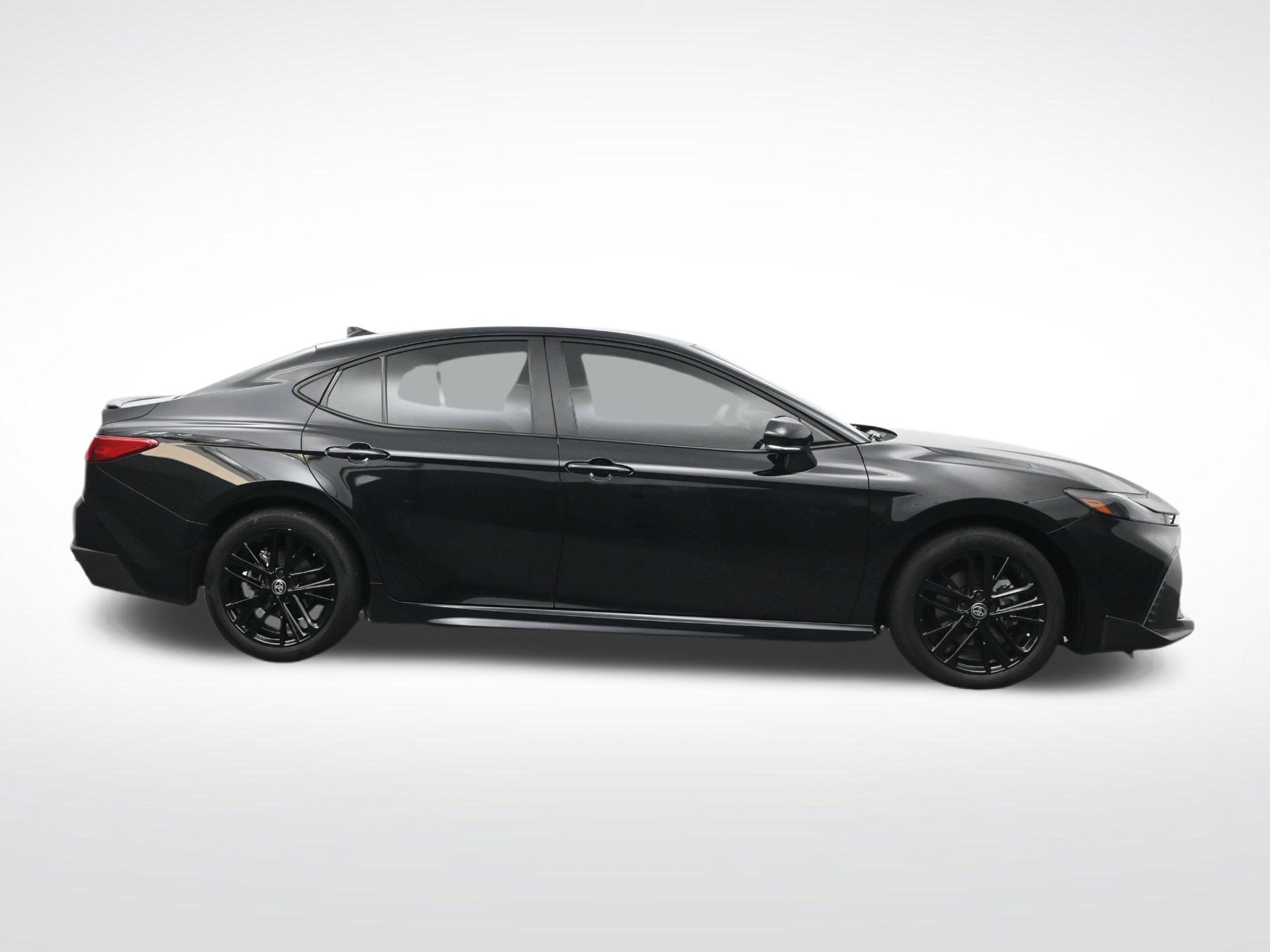 Used 2025 Toyota Camry SE w/ Multimedia Upgrade Package FWD image 4