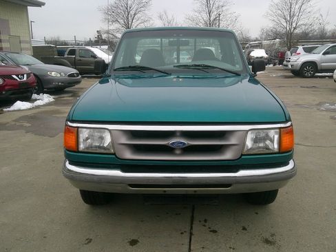 Used 1997 Ford Ranger XLT image 2