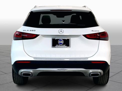Used 2023 Mercedes-Benz GLA 250 4MATIC image 5
