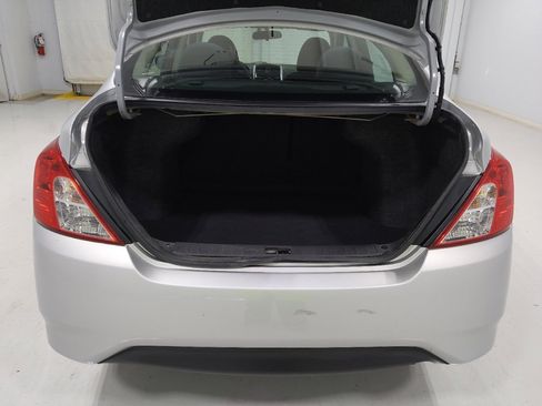 Used 2019 Nissan Versa SV w/ SV Special Edition Package image 29