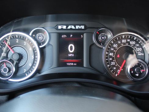 Used 2023 RAM 3500 Tradesman w/ Convenience Group image 27