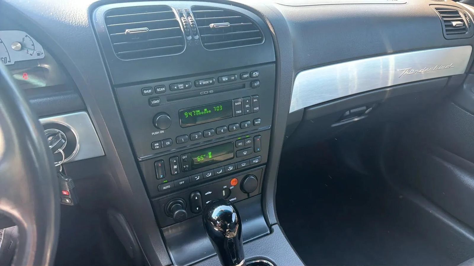 Used 2002 Ford Thunderbird RWD image 11