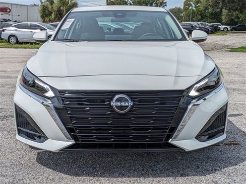 New 2025 Nissan Altima 2.5 SV w/ SV Special Edition Package image 3