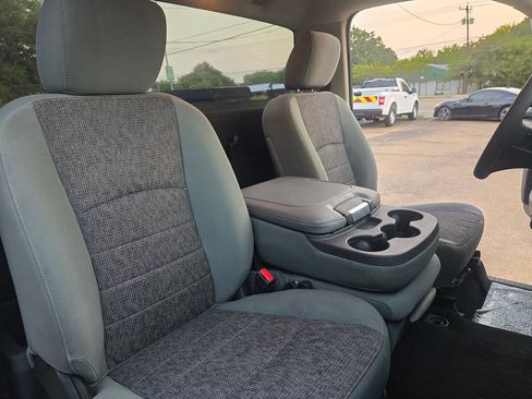 Used 2016 RAM 1500 Lone Star RWD image 19