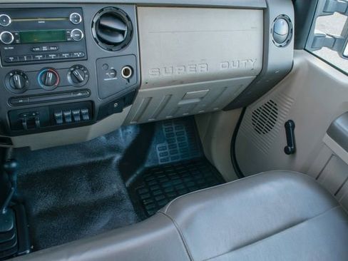 Used 2009 Ford F350 XL image 22