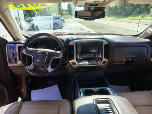Used 2018 GMC Sierra 1500 Denali AWD/4WD image 24