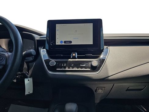 Used 2024 Toyota Corolla LE FWD image 20