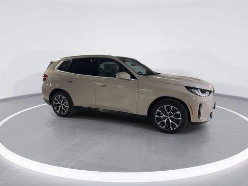 New 2026 BMW X3 xDrive30 w/ Premium Package image 9