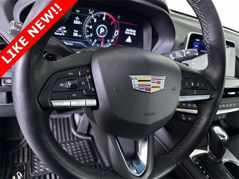 Used 2025 Cadillac CT4 Premium Luxury image 11