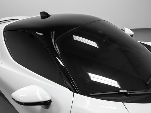 Certified 2021 Ferrari SF90 Stradale AWD/4WD image 20