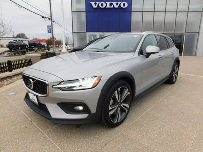 Certified 2024 Volvo V60 B5 Cross Country Plus