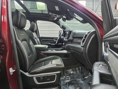 Used 2022 RAM 1500 Laramie AWD/4WD image 17
