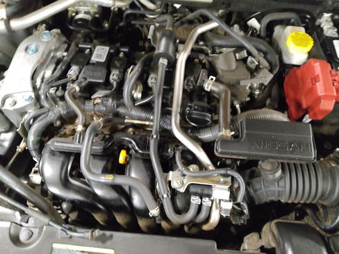 Used 2022 Nissan Sentra SV FWD image 30