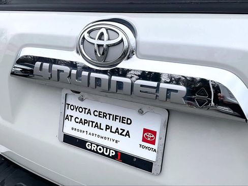 Certified 2022 Toyota 4Runner Limited image 9