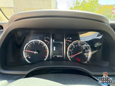 Used 2020 Toyota 4Runner Limited AWD/4WD image 17