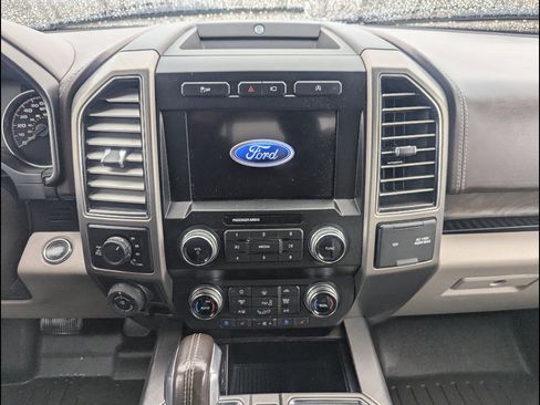 Used 2020 Ford F150 Limited image 31